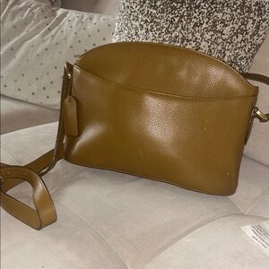 Vintage Coach Madison Regis Crossbody Bag | Light Tan Leather, Made in Italy